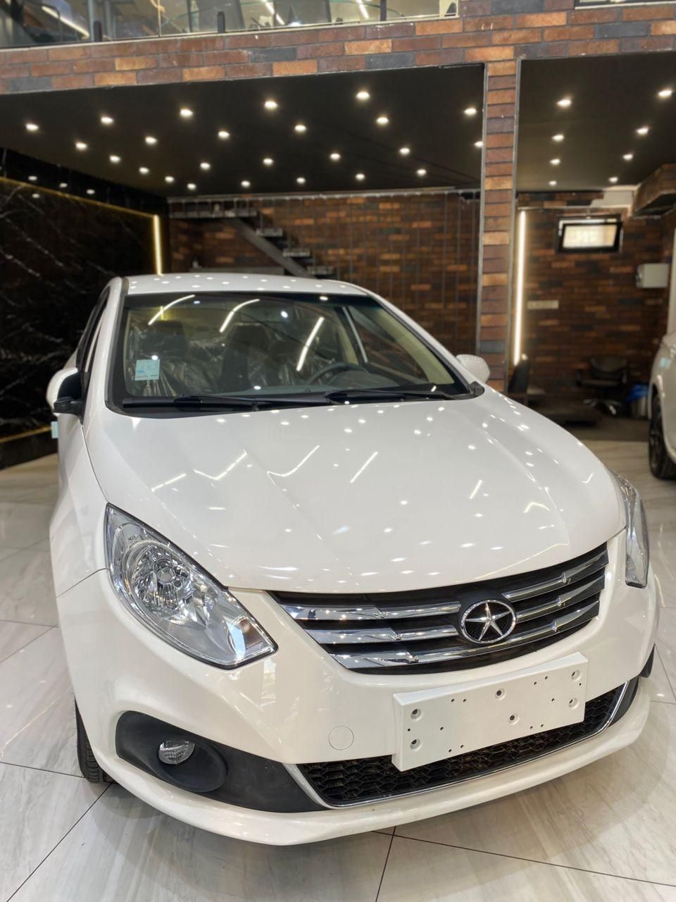 جک J4 اتوماتیک ساده - 1403