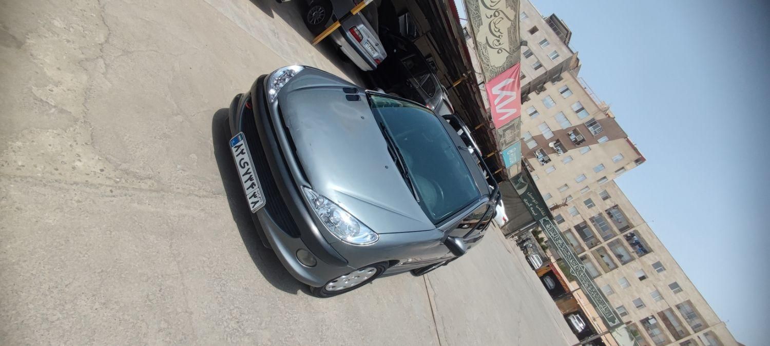 پژو ۲۰۶ صندوق دار v8 - 1386