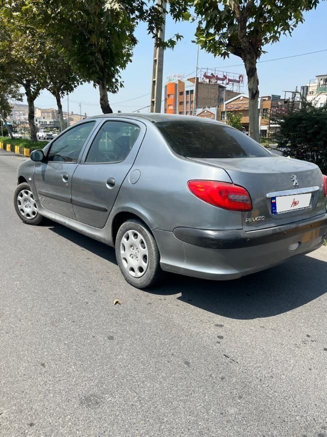پژو ۲۰۶ صندوق دار v8 - 1386