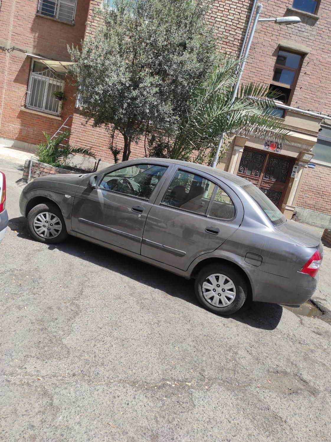 تیبا صندوق دار LX - 1389