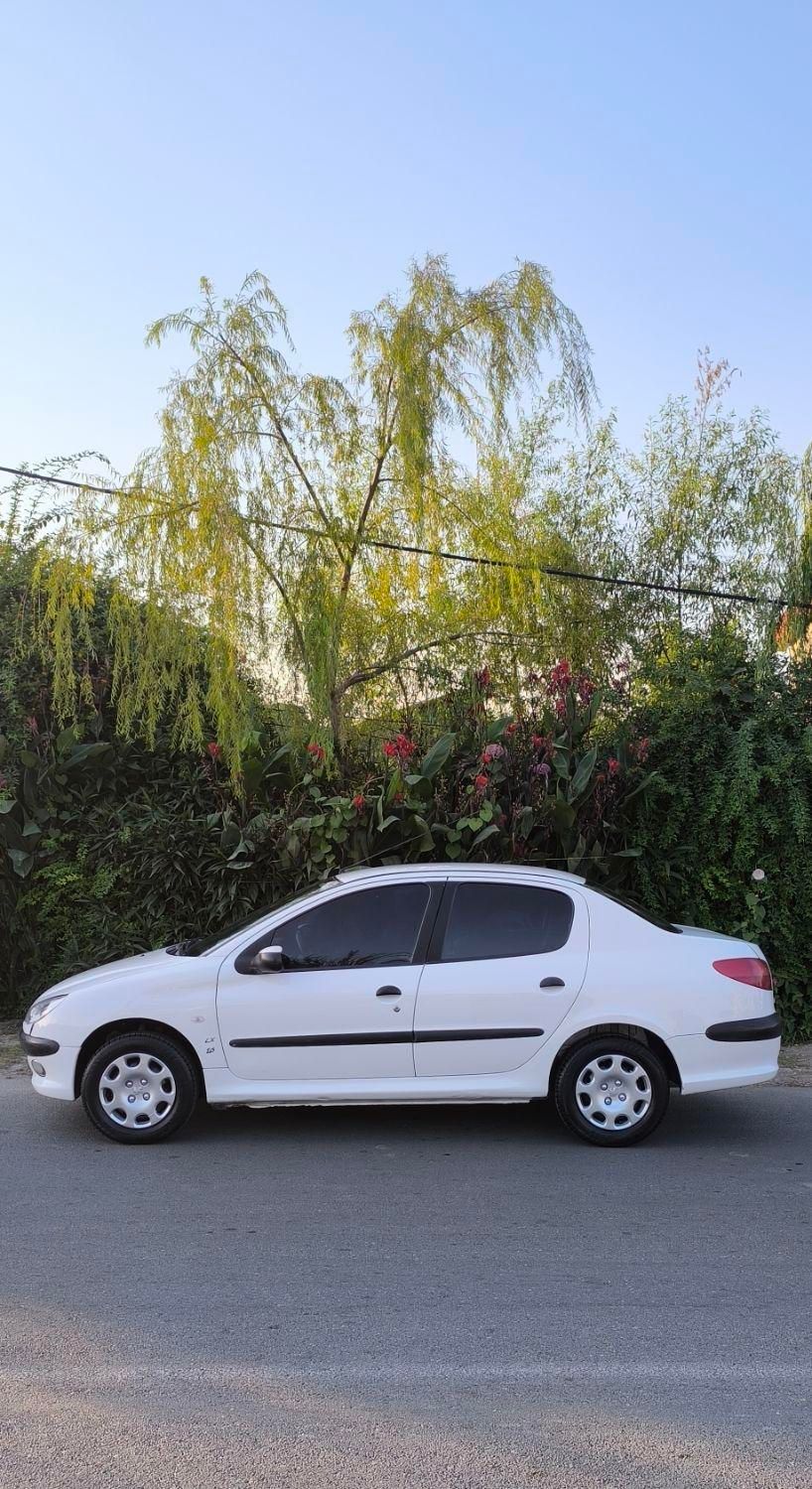 پژو ۲۰۶ صندوق دار v8 - 1389
