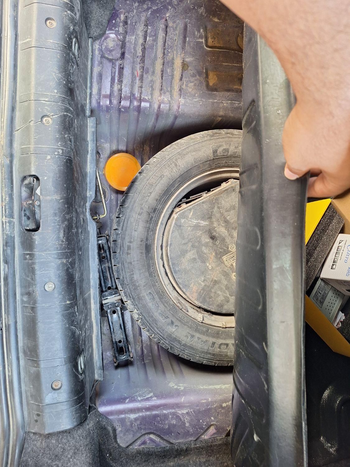 پژو ۲۰۶ صندوق دار v8 - 1390