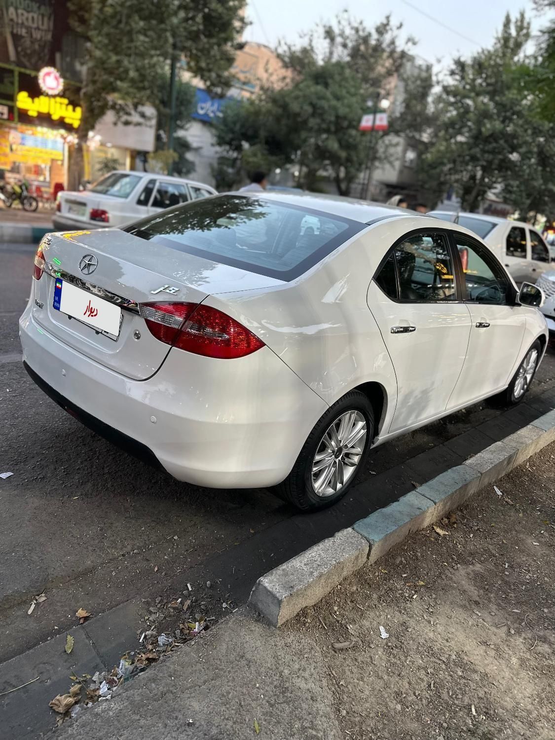جک J5 اتوماتیک - 1395