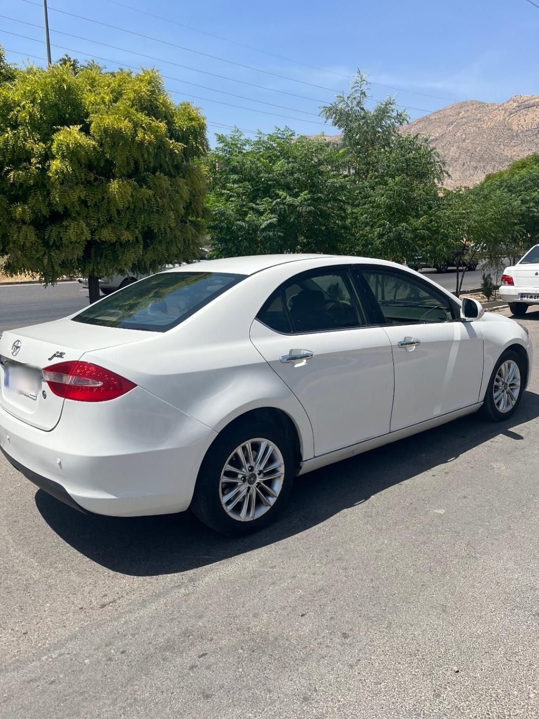 جک J5 اتوماتیک - 1395