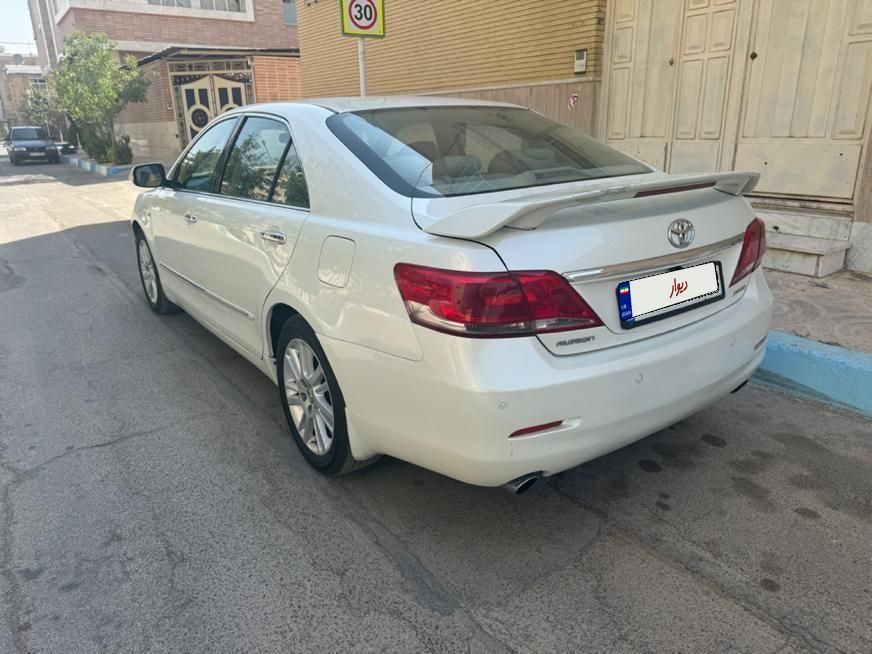تویوتا آریون XV40 - 2011