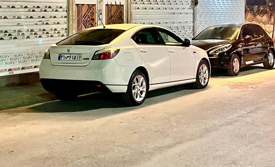 ام جی 6 لیفت بک GT فیس قدیم - 2014