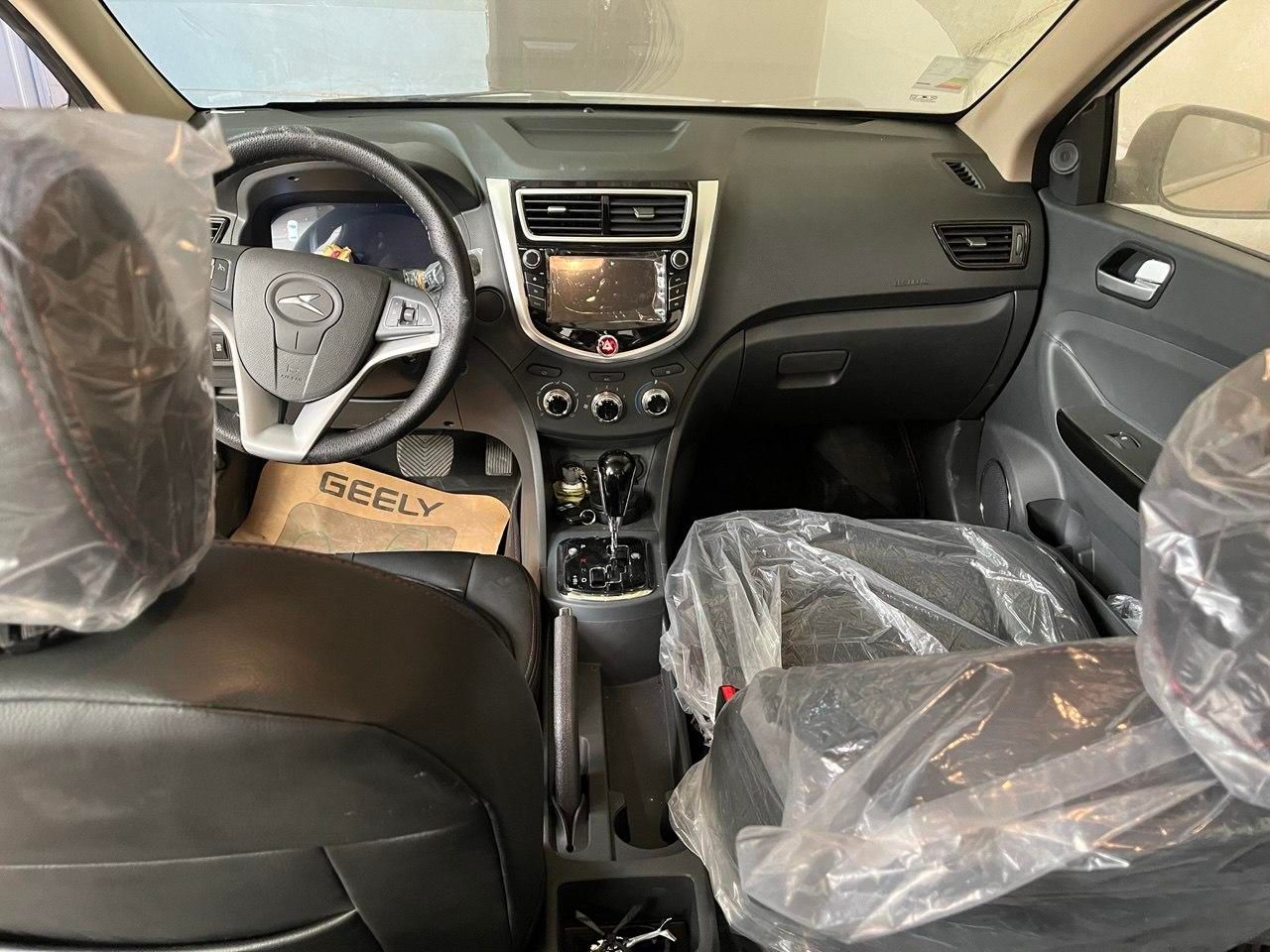 جک J4 اتوماتیک ساده - 1403