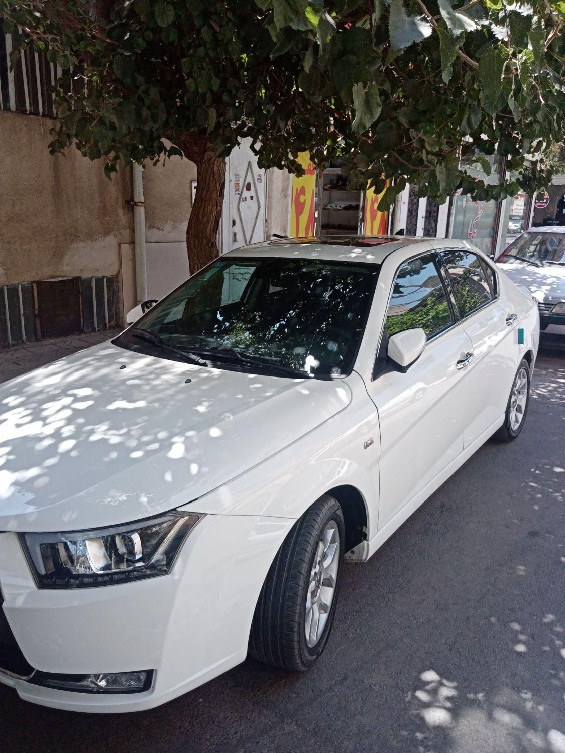 دنا پلاس توربو 6 دنده - 1402