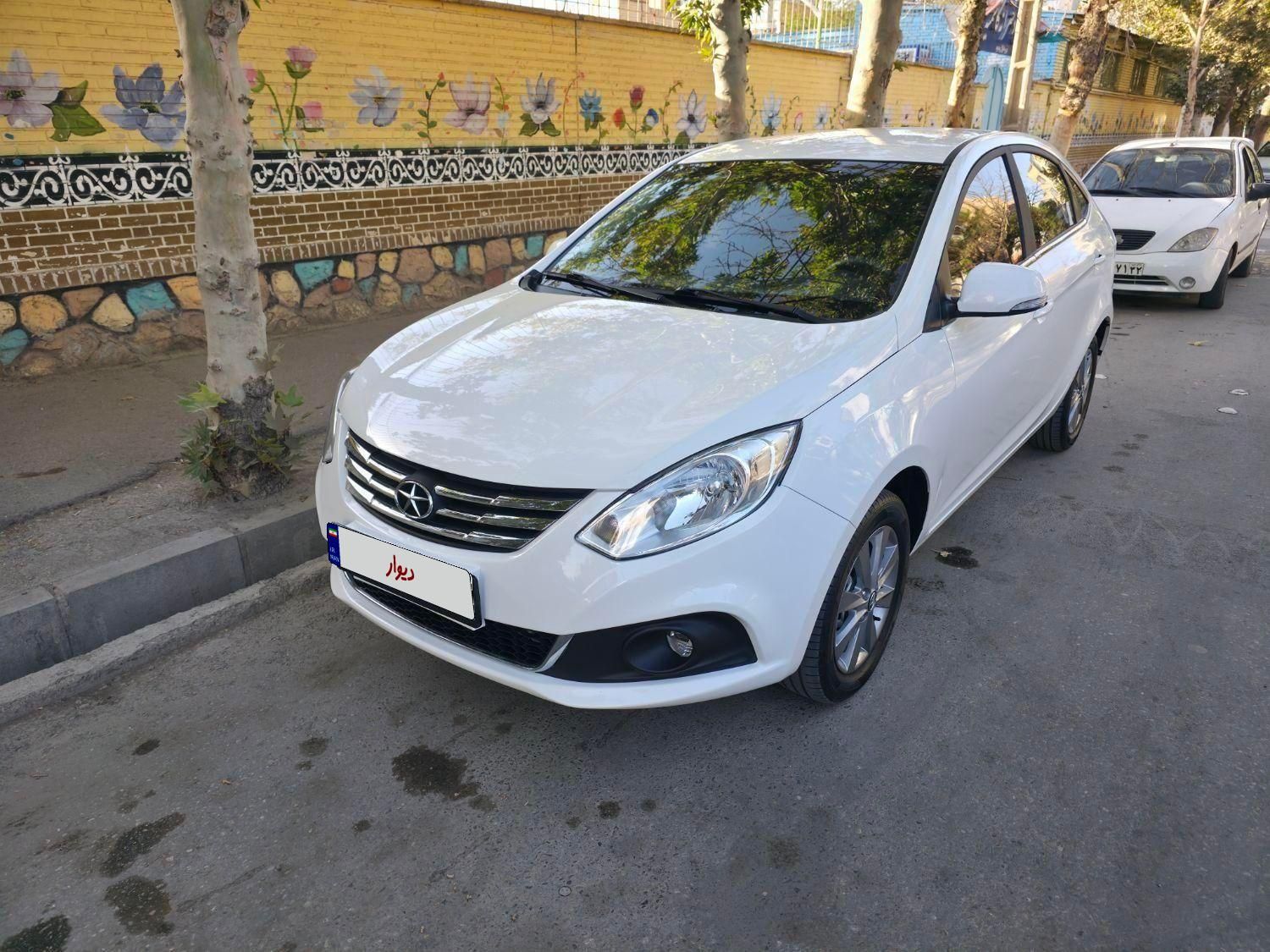 جک J4 اتوماتیک ساده - 1403