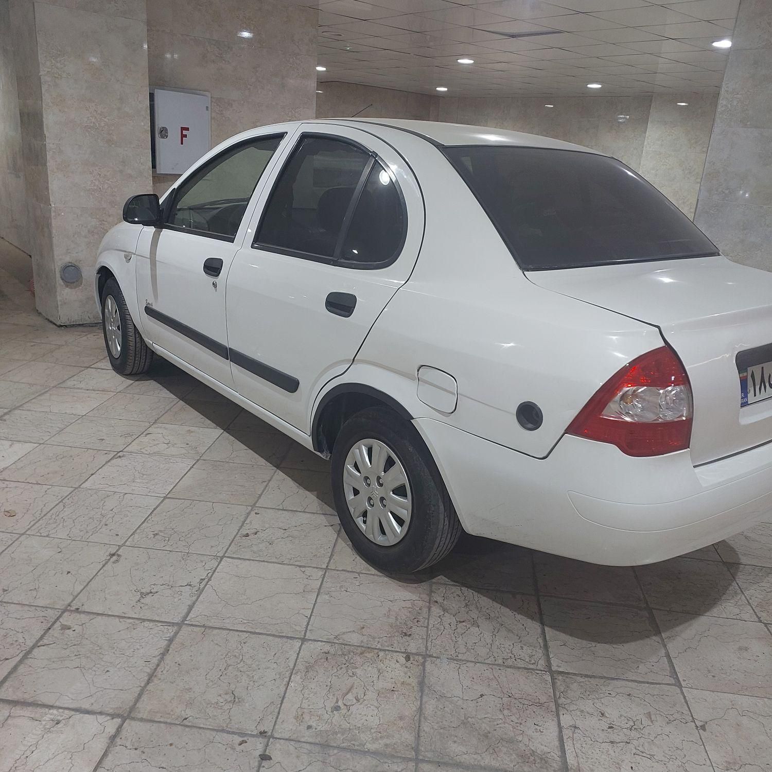 تیبا صندوق دار SX - 1392