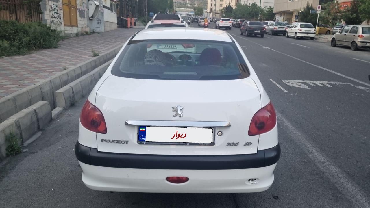 پژو ۲۰۶ صندوق دار v8 - 1398