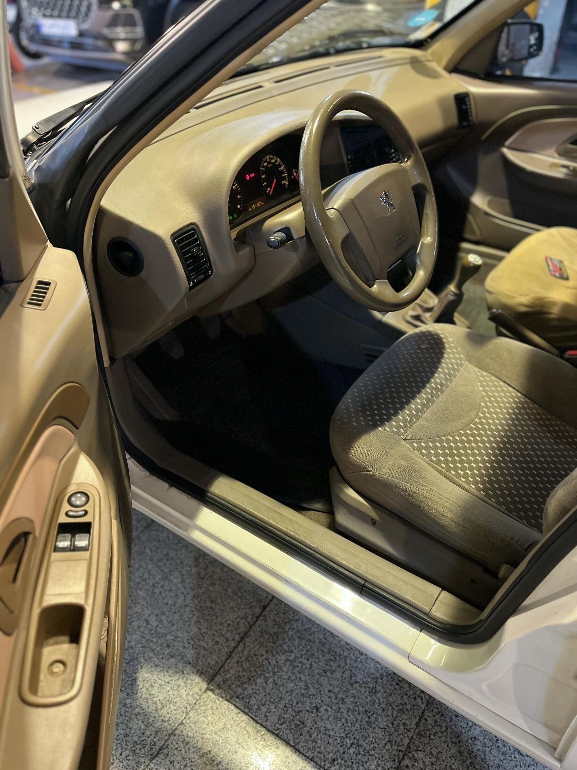 پژو 405 SLX بنزینی TU5 - 1391