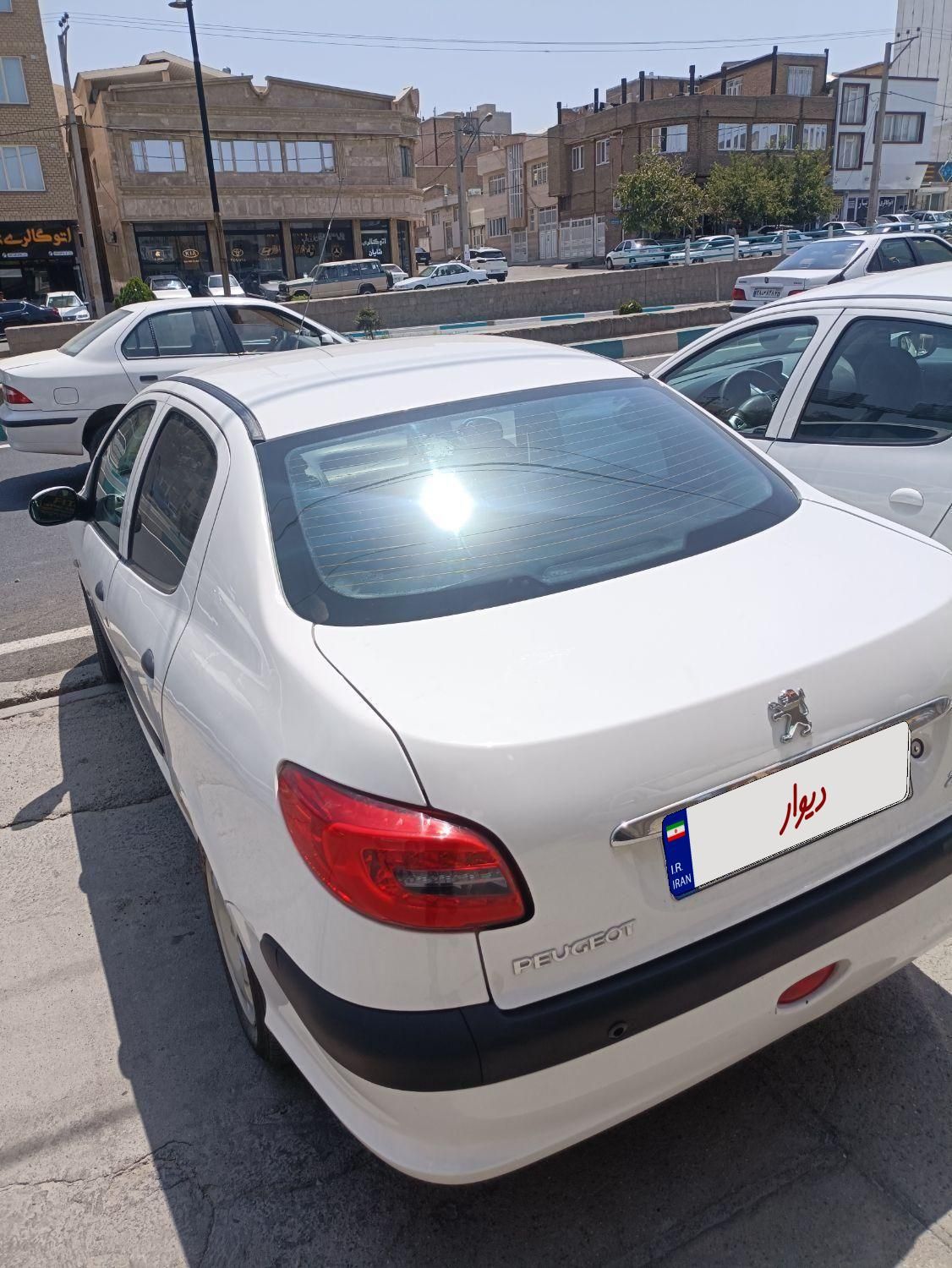 پژو ۲۰۶ صندوق دار v8 - 1394