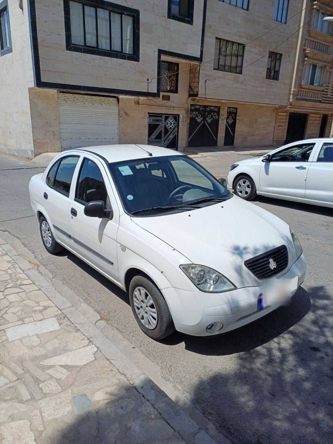 تیبا صندوق دار SX - 1400