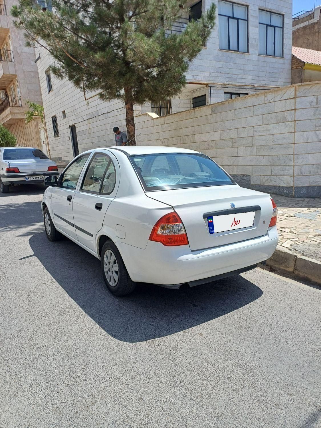 تیبا صندوق دار SX - 1400