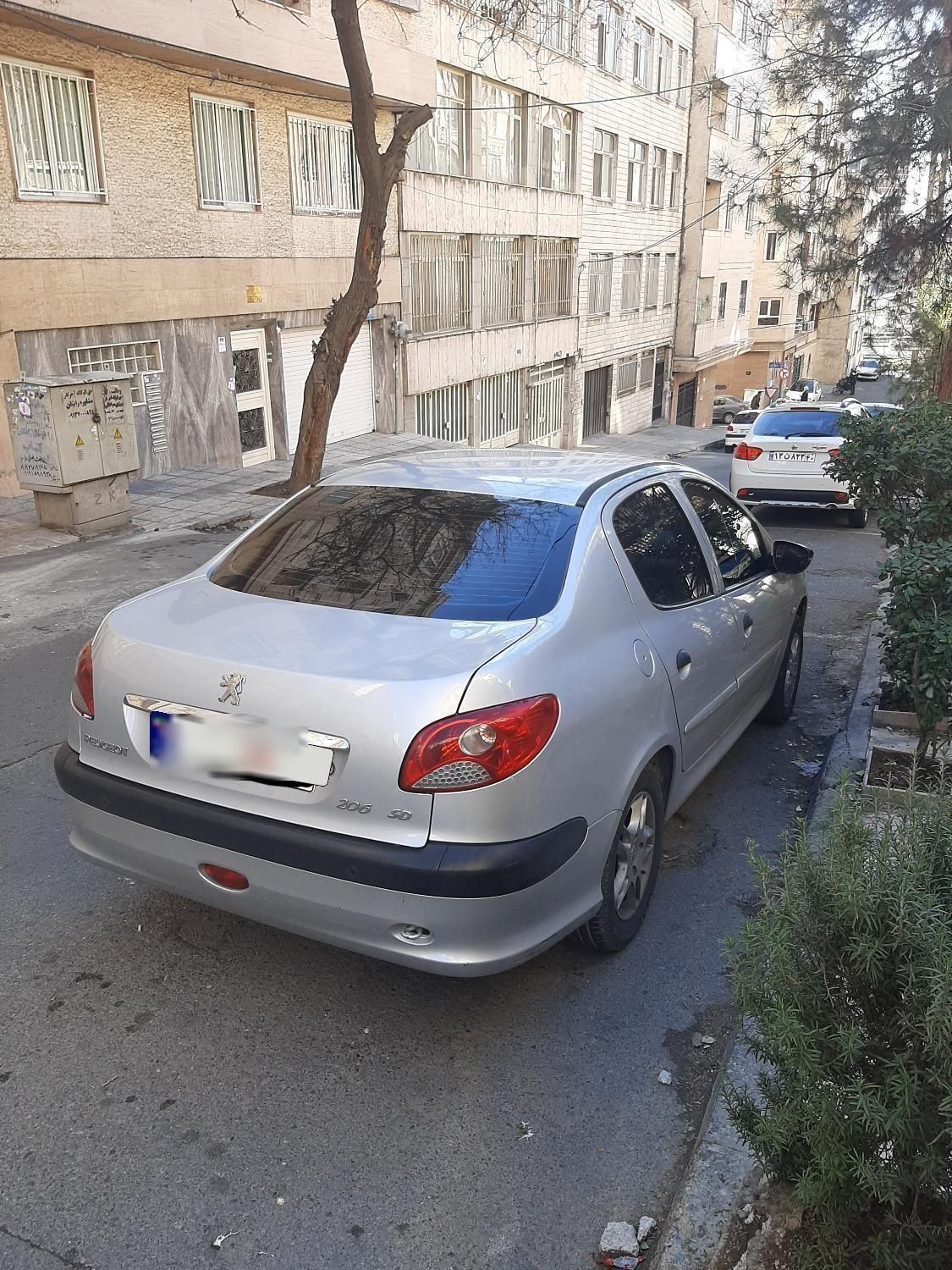 خودرو پژو، ۲۰۶ صندوق دار آگهی ann_19478092