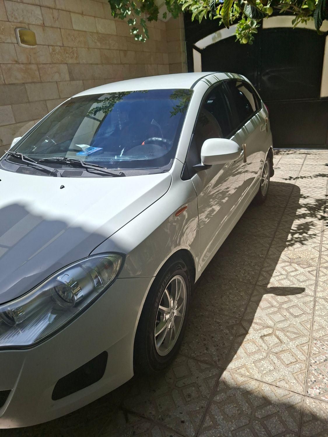 خودرو ام وی ام، 315 هاچ بک آگهی ann_19478137