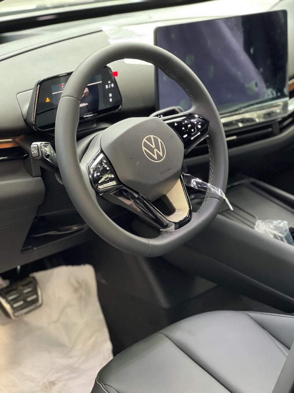 فولکس گلف GTI - 2024