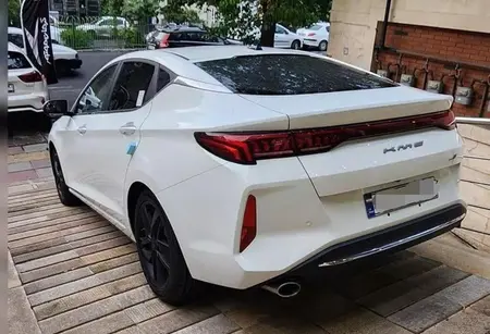 خودرو کی ام سی، J7 آگهی ann_19479051