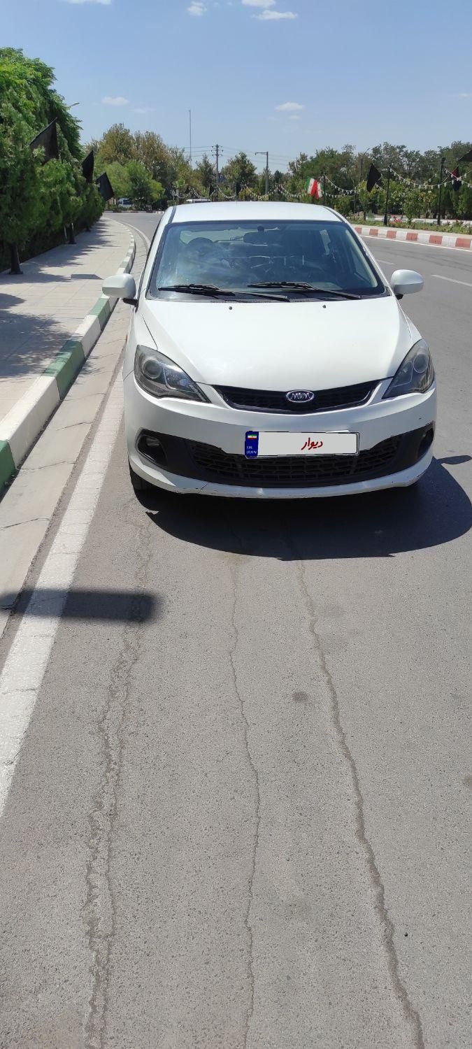 ام وی ام 315 هاچ بک ساده دنده ای - 1394