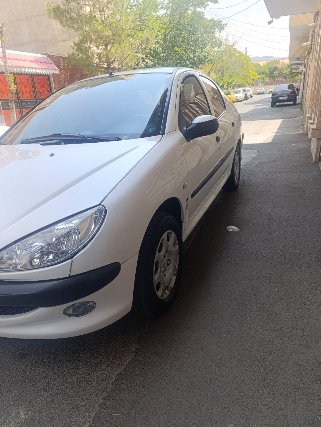پژو ۲۰۶ صندوق دار v8 - 1391