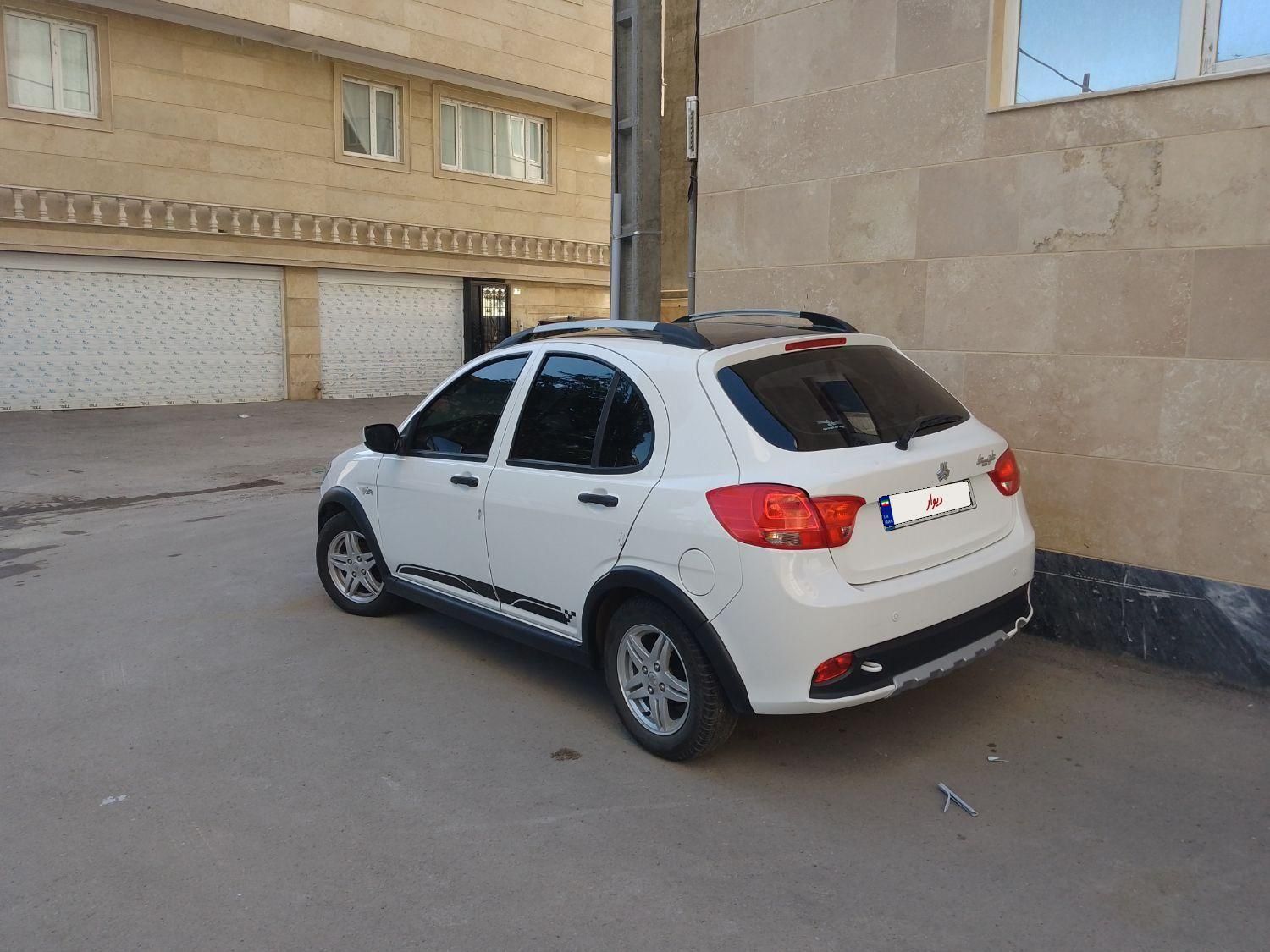 خودرو کوییک، R آگهی ann_19479536