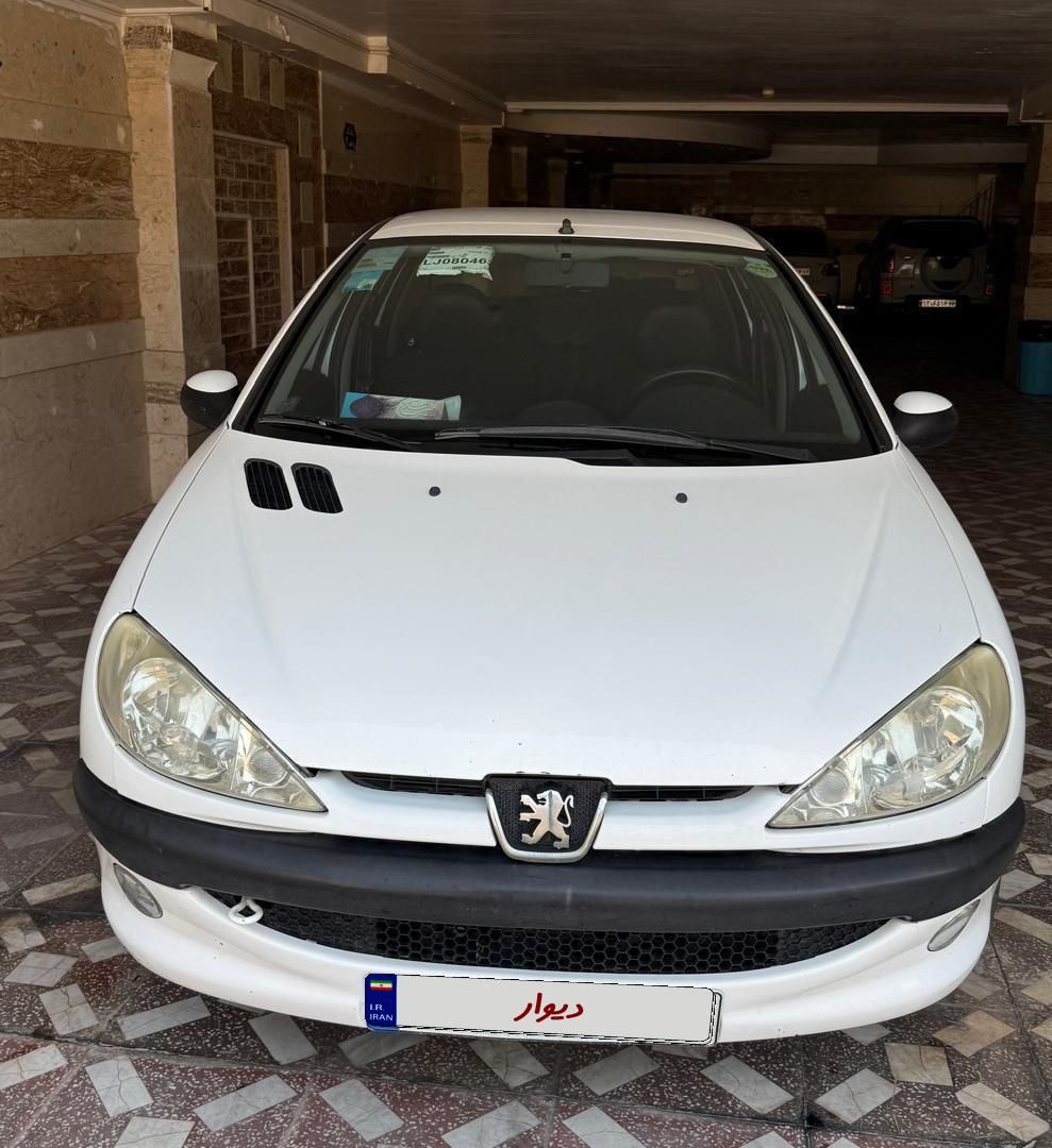 پژو ۲۰۶ صندوق دار v8 - 1399