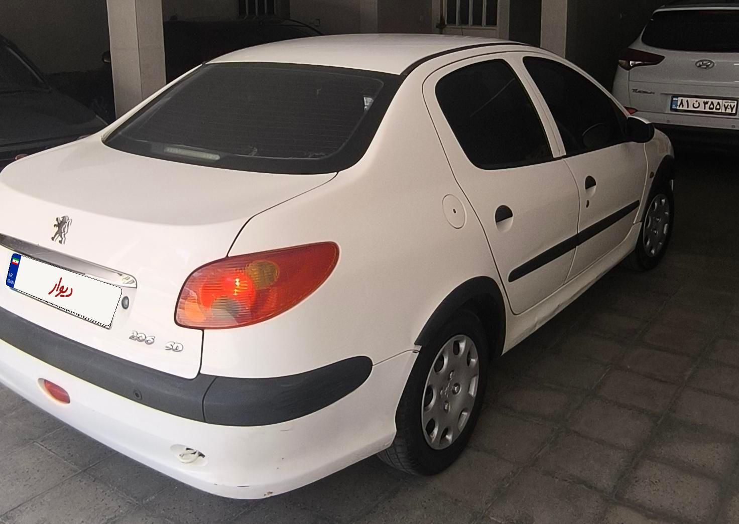 پژو ۲۰۶ صندوق دار v8 - 1393