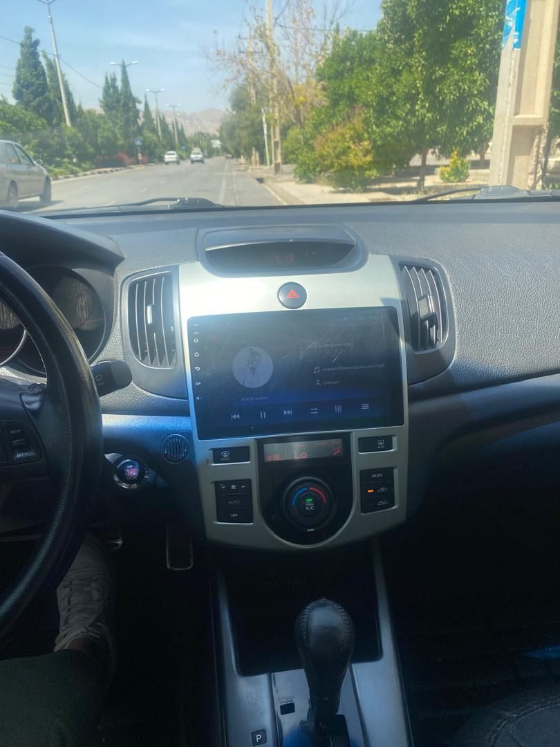 کیا سراتو 2.0 لیتر اتوماتیک GT لاین - 2011