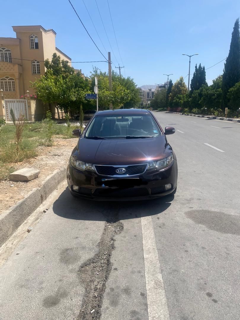 کیا سراتو 2.0 لیتر اتوماتیک GT لاین - 2011