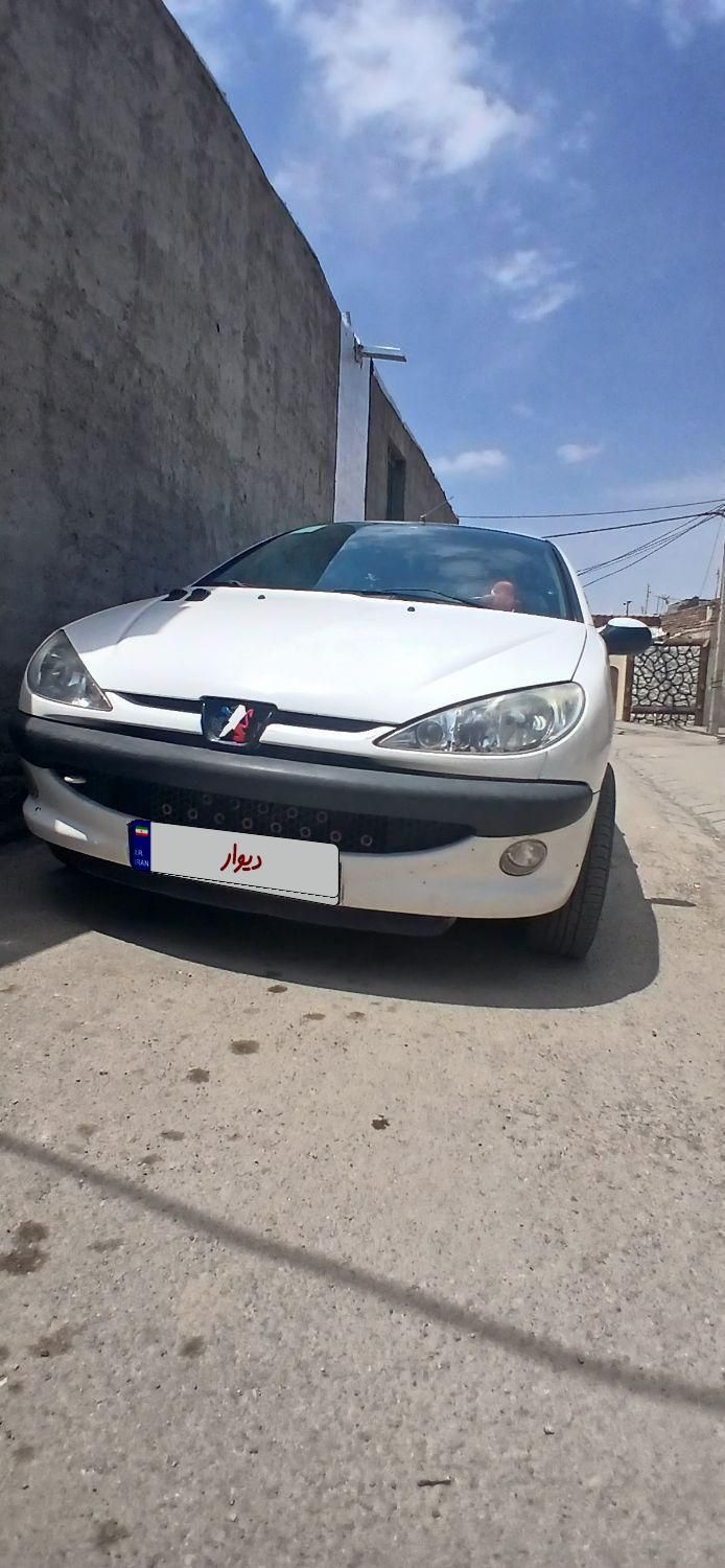 پژو ۲۰۶ صندوق دار v8 - 1396