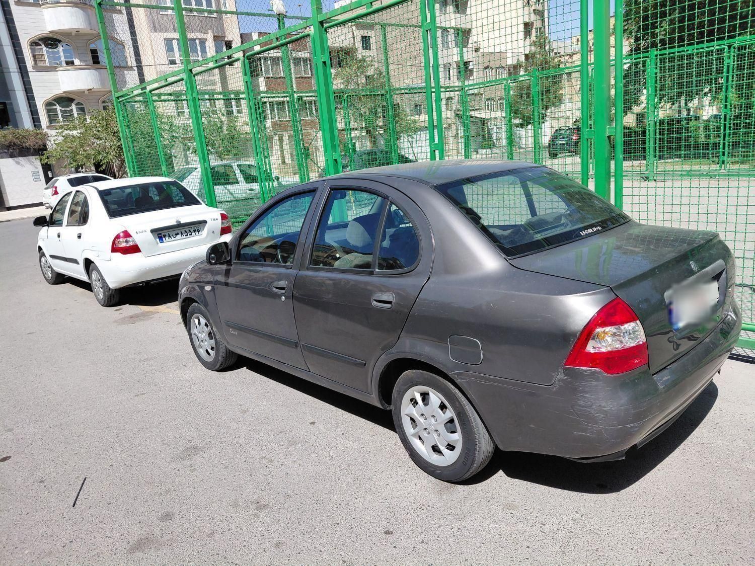 تیبا صندوق دار SX - 1393