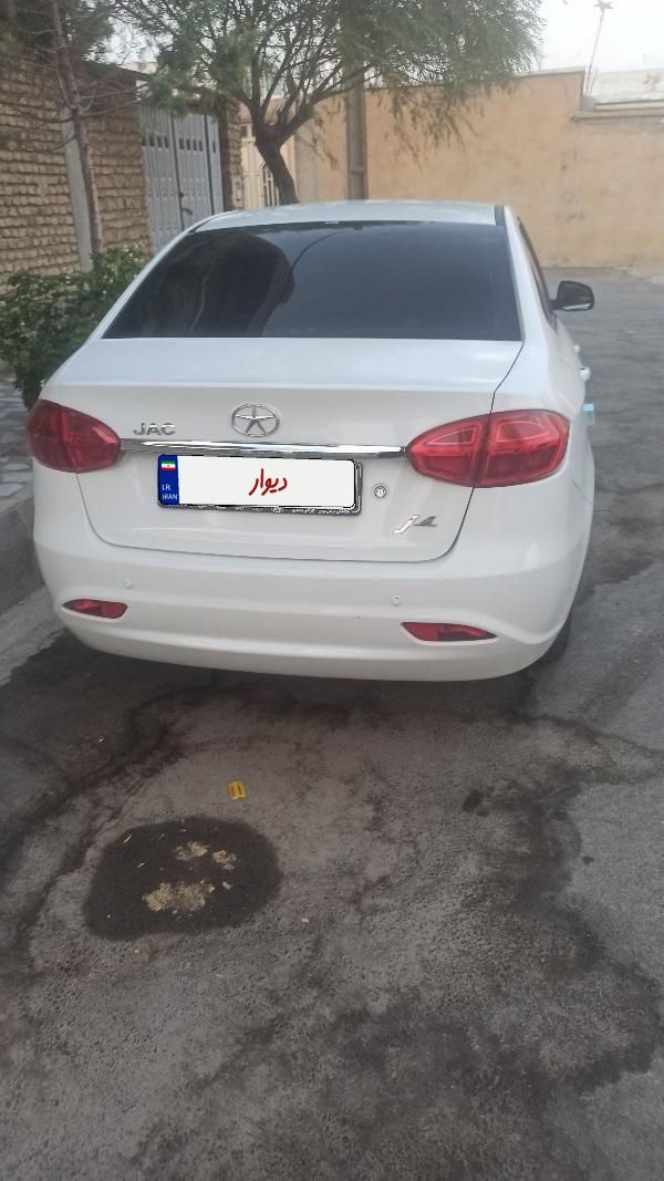 جک J4 اتوماتیک ساده - 1403