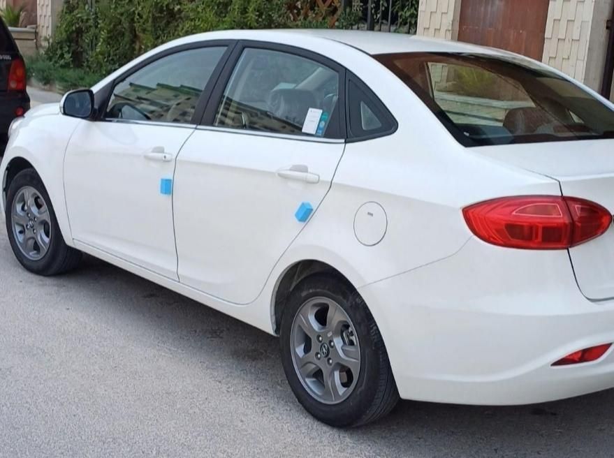 جک J4 اتوماتیک ساده - 1403