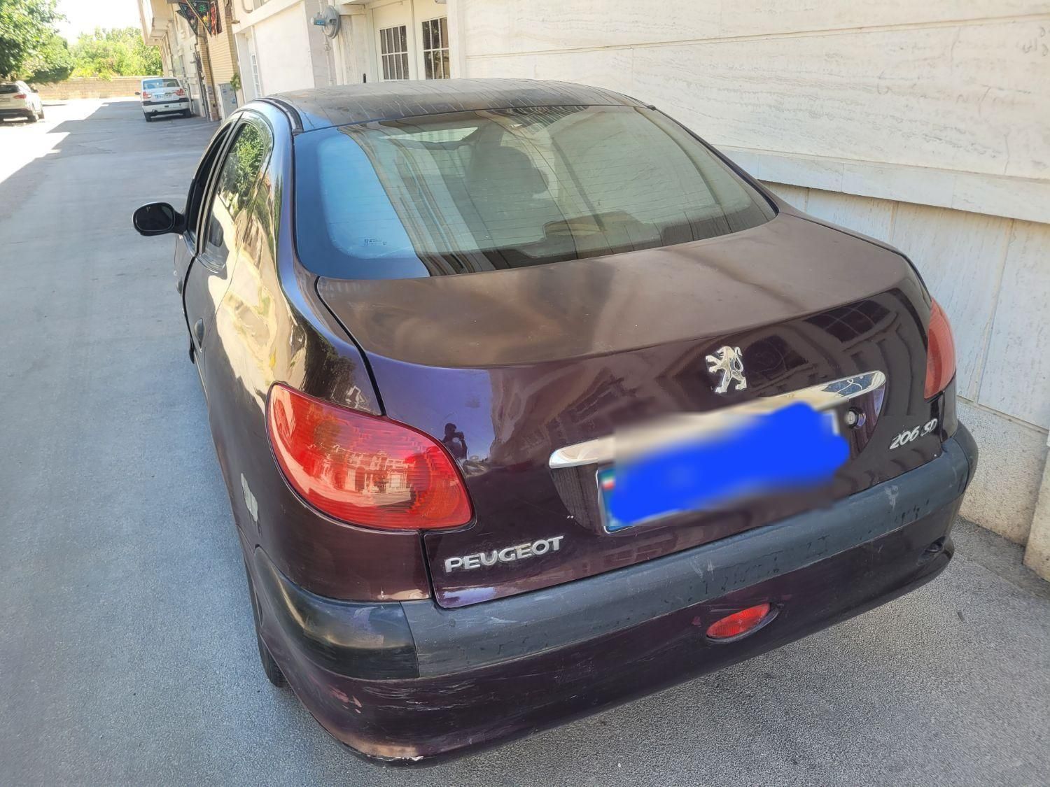 پژو ۲۰۶ صندوق دار v8 - 1386