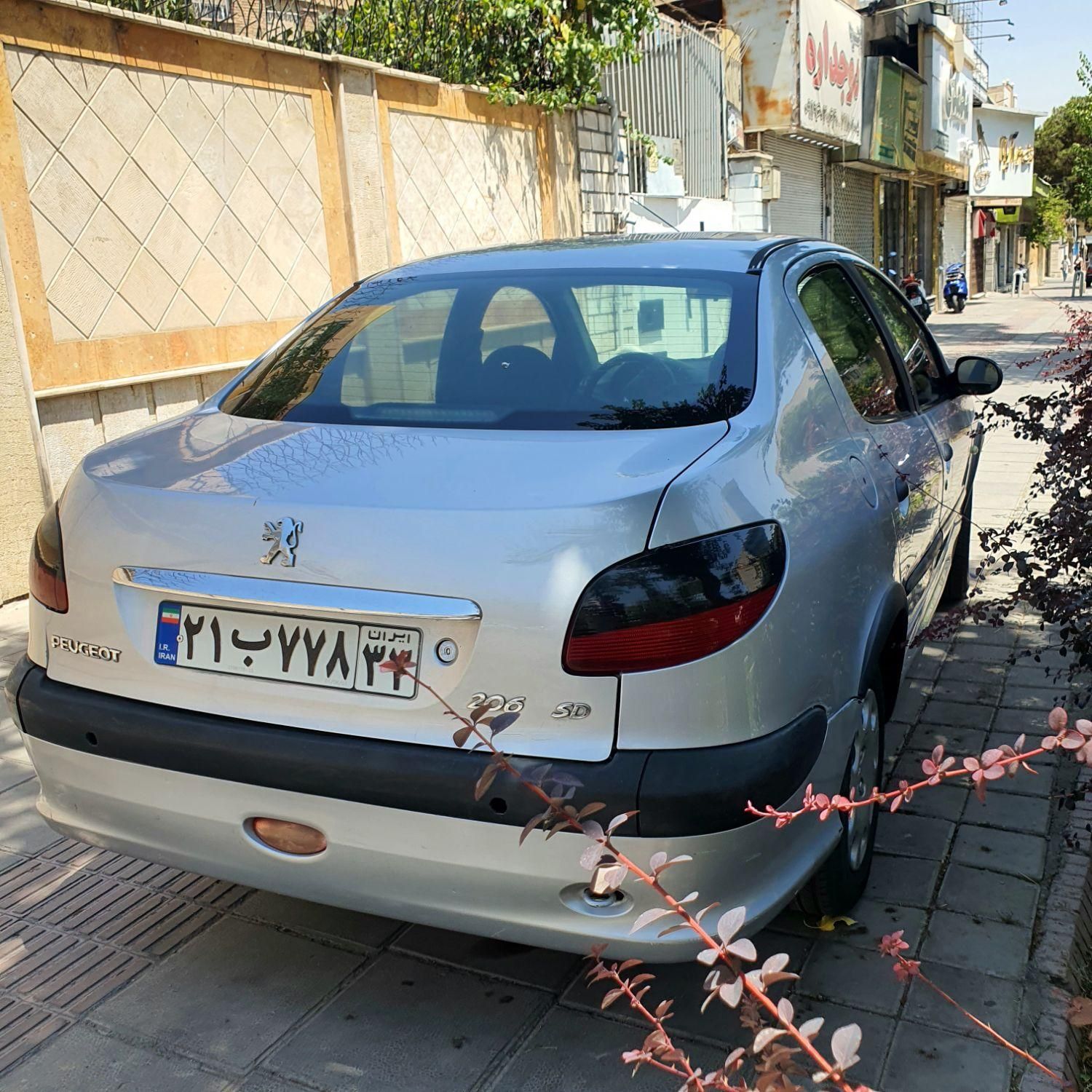 پژو ۲۰۶ صندوق دار v1 - 1388