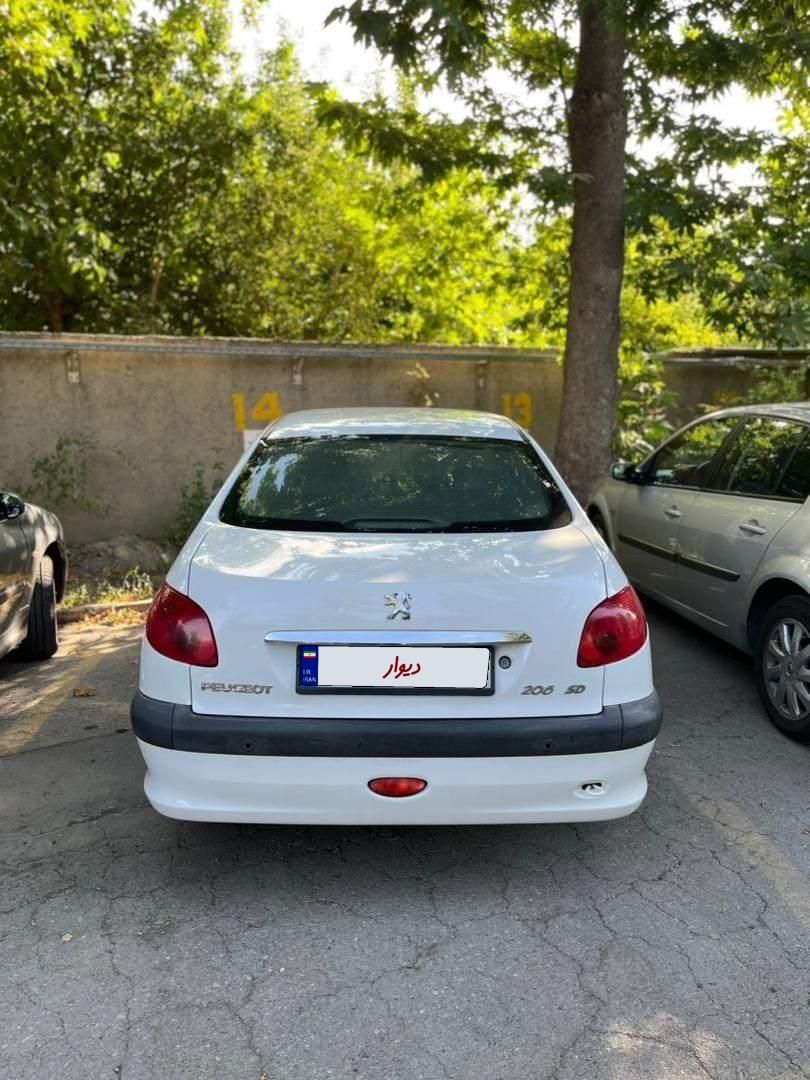 پژو ۲۰۶ صندوق دار v8 - 1396