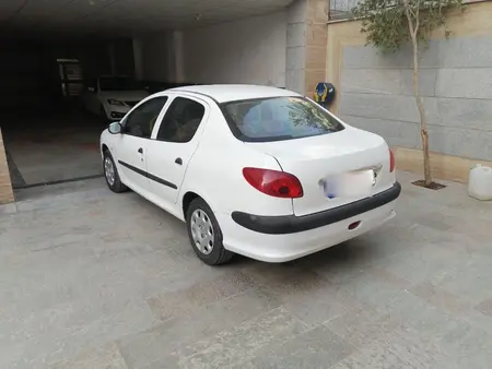 پژو ۲۰۶ صندوق دار v8 - 1388