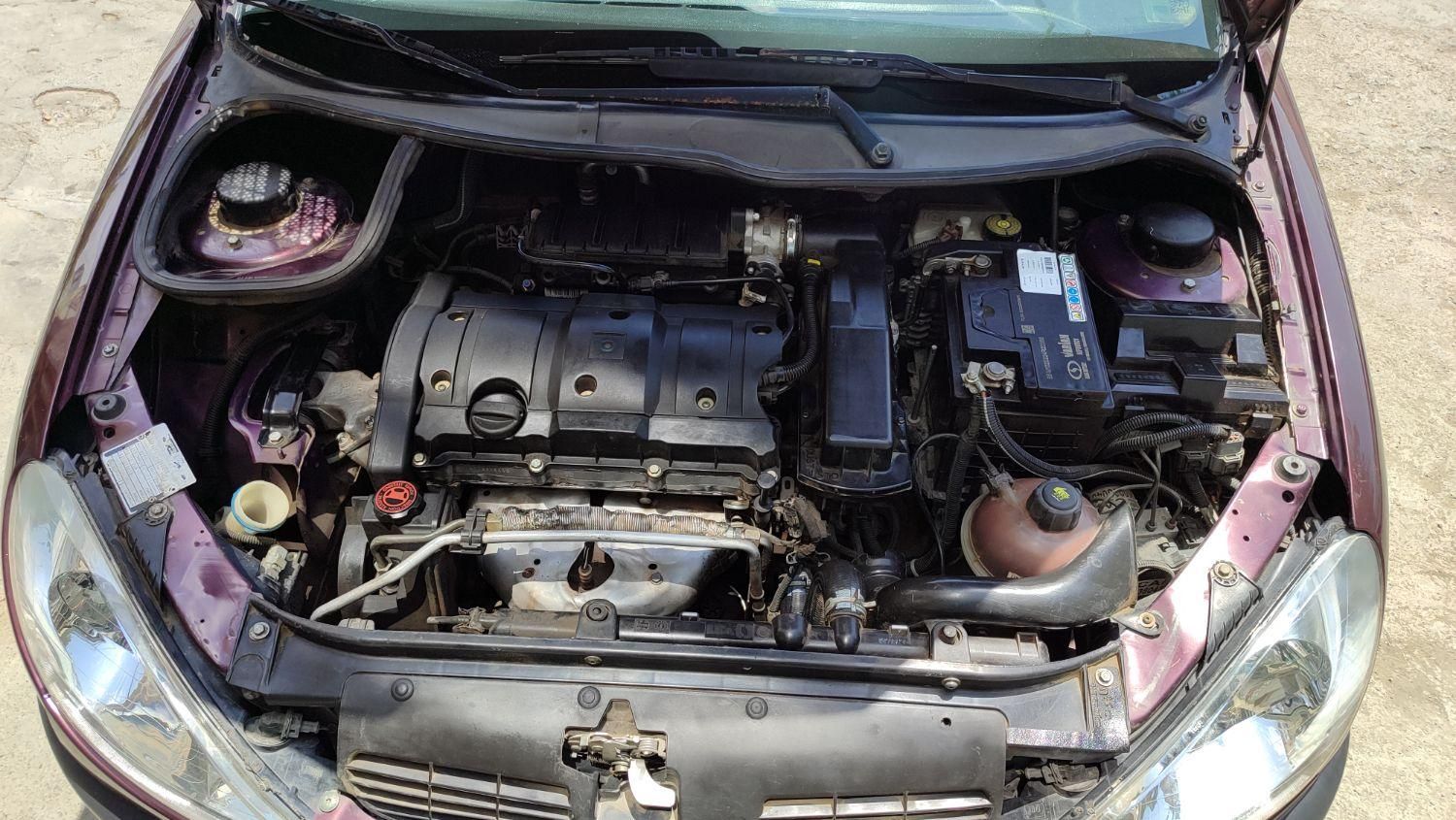 پژو ۲۰۶ صندوق دار v8 - 1393
