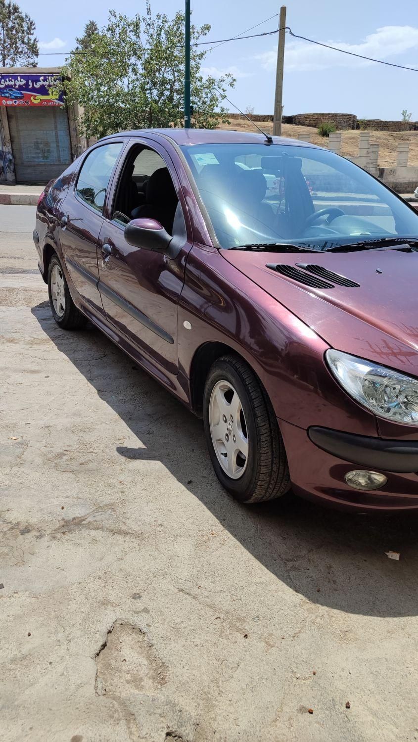 پژو ۲۰۶ صندوق دار v8 - 1393