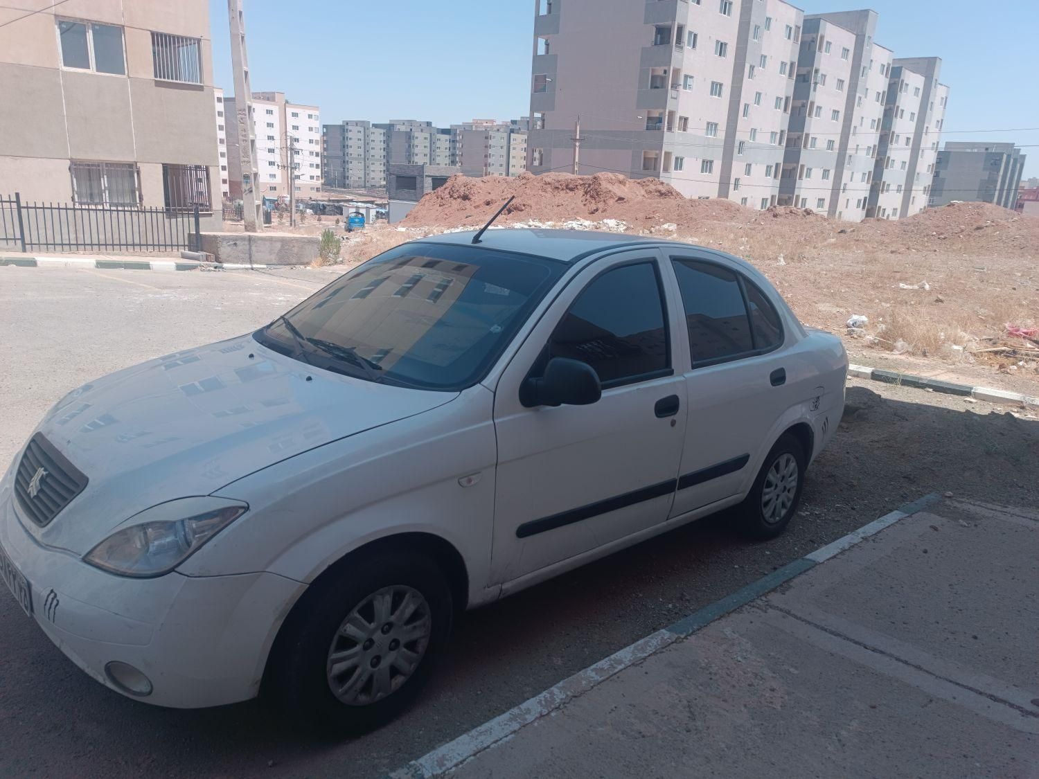تیبا صندوق دار SX - 1396