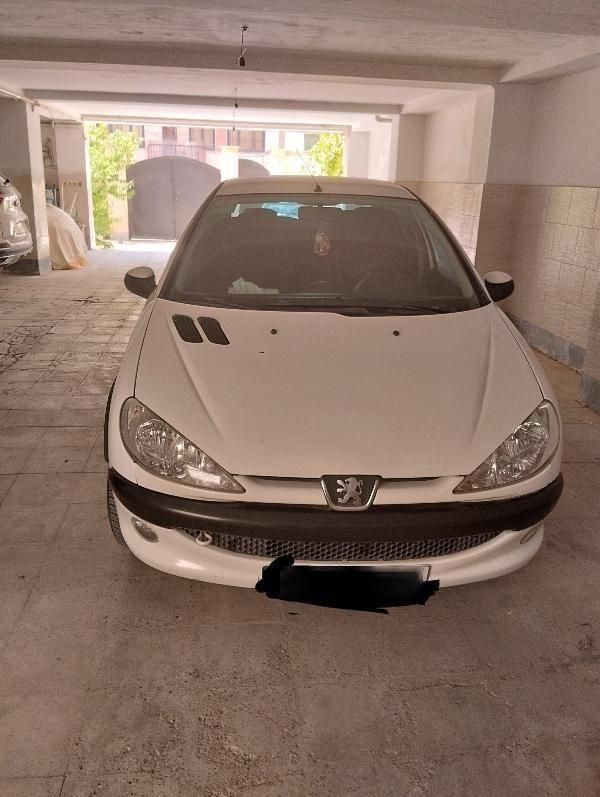 پژو ۲۰۶ صندوق دار v8 - 1397