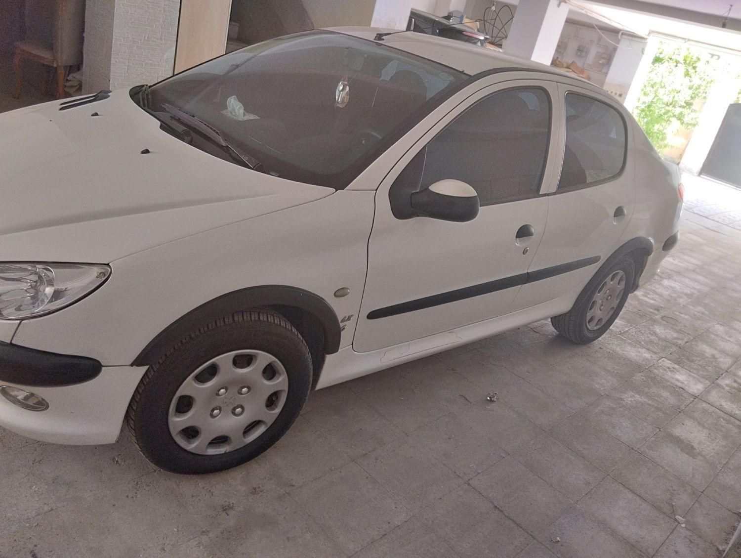 پژو ۲۰۶ صندوق دار v8 - 1397