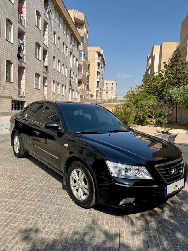 هیوندای سوناتا دنده‌ای NF 2400 - 2009
