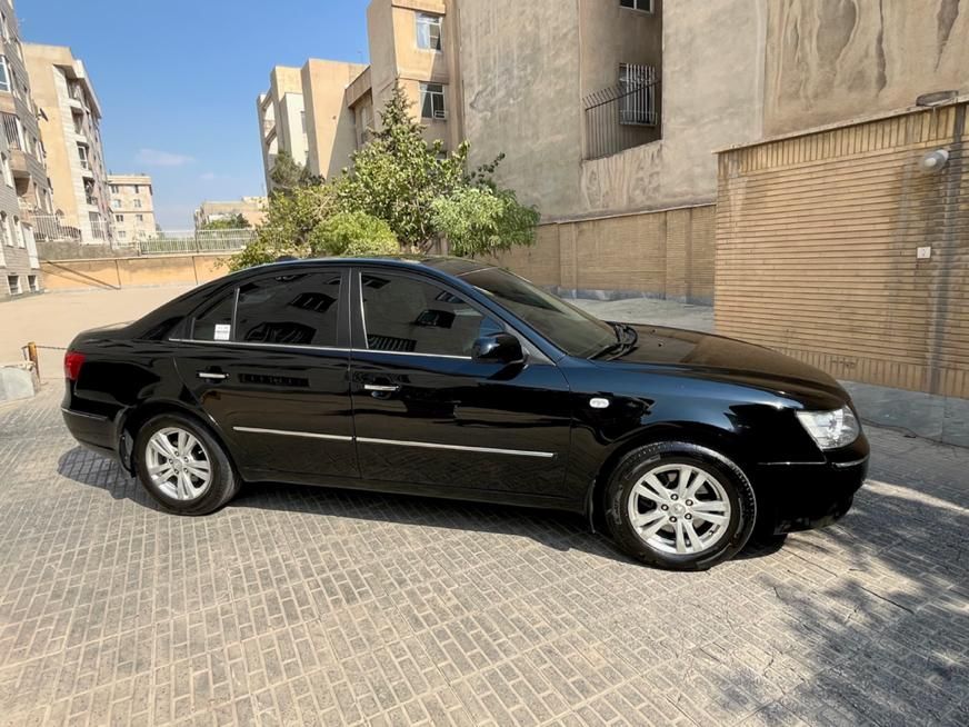 هیوندای سوناتا دنده‌ای NF 2400 - 2009