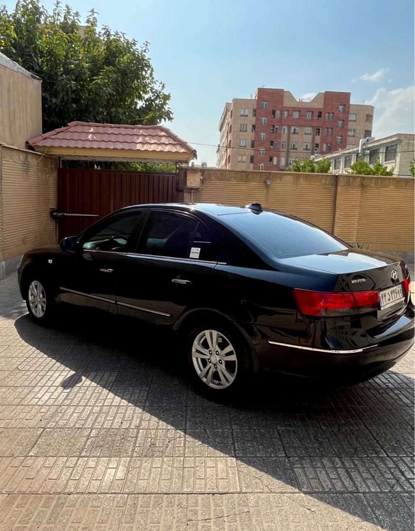 هیوندای سوناتا دنده‌ای NF 2400 - 2009