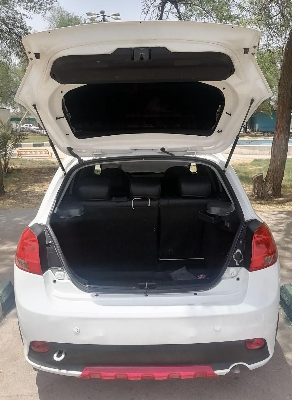 کوییک R دنده‌ای - 1399