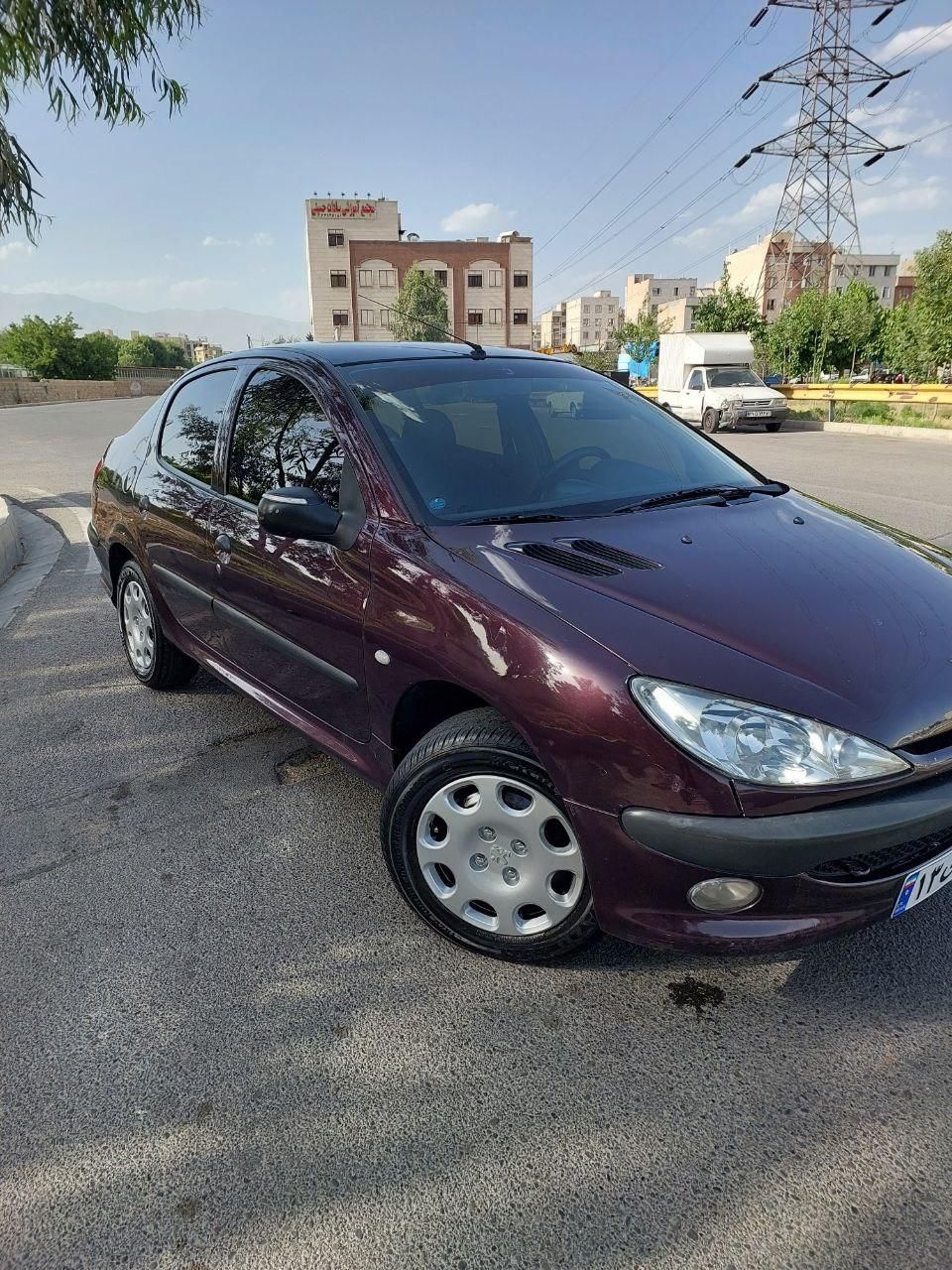 پژو ۲۰۶ صندوق دار v8 - 1390