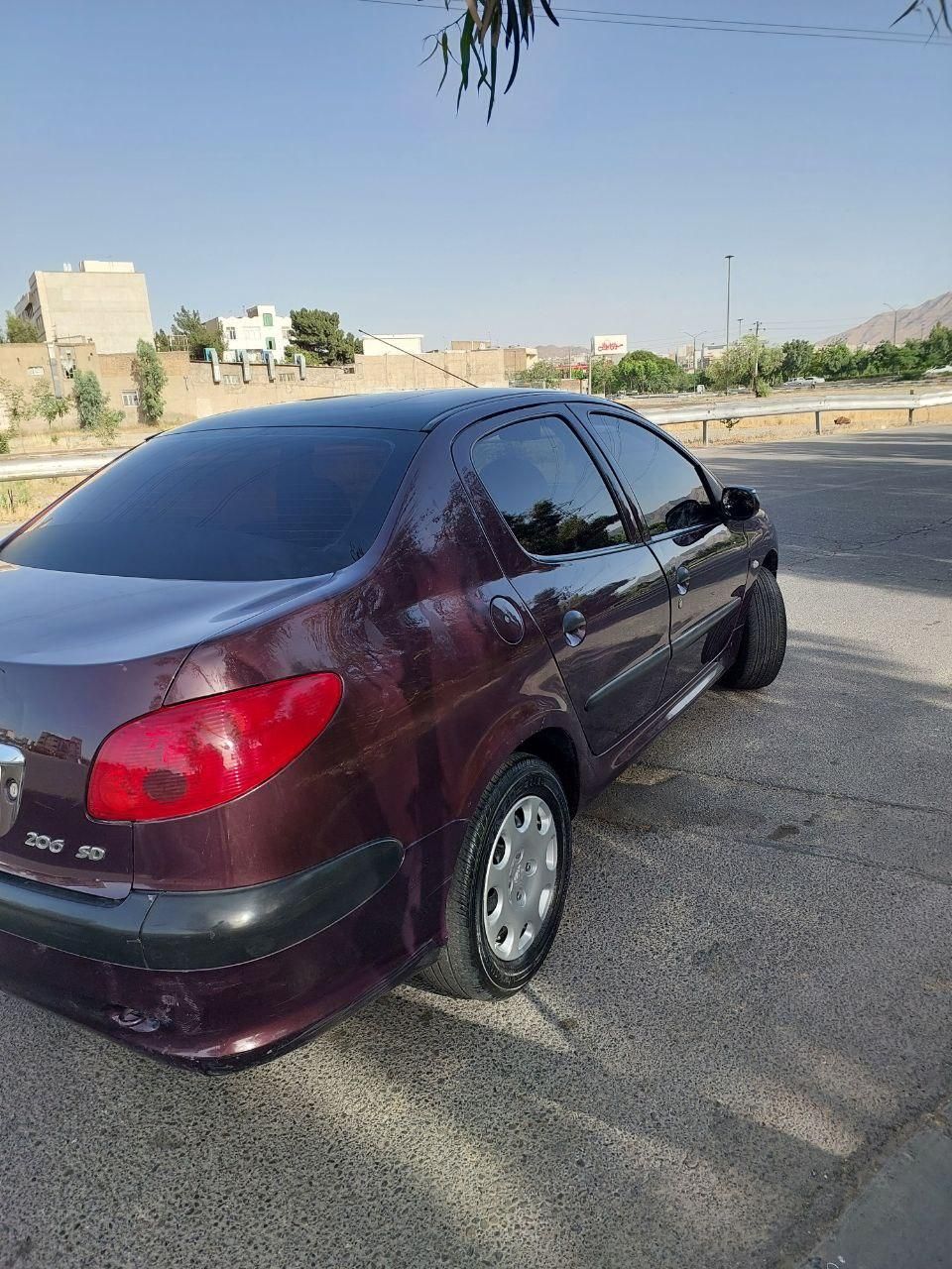 پژو ۲۰۶ صندوق دار v8 - 1390