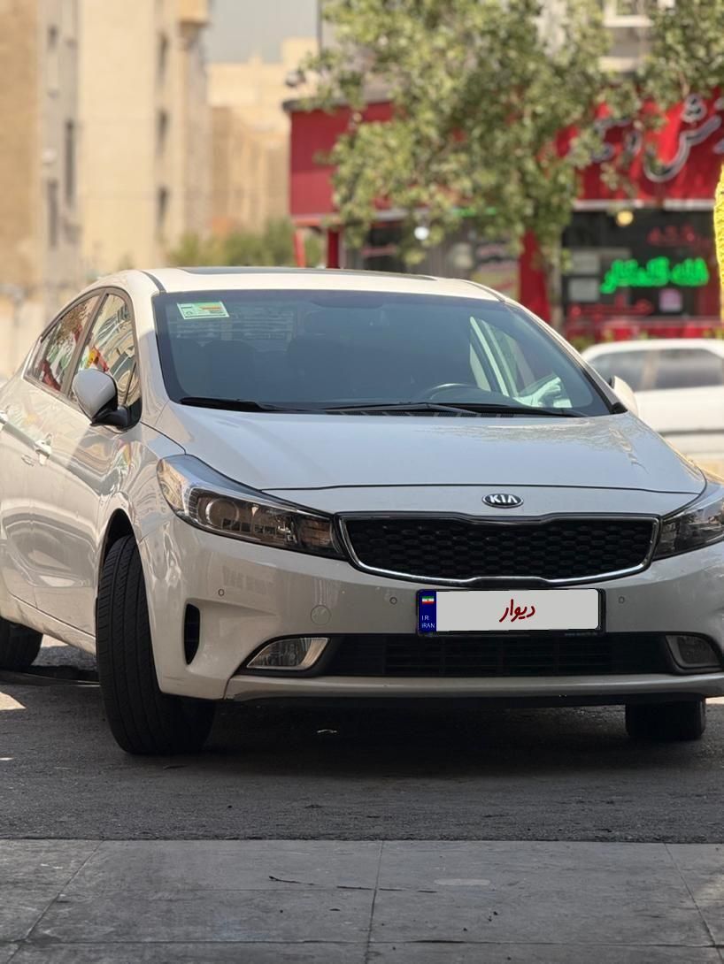 کیا سراتو 2.0 لیتر اتوماتیک GT لاین - 2017